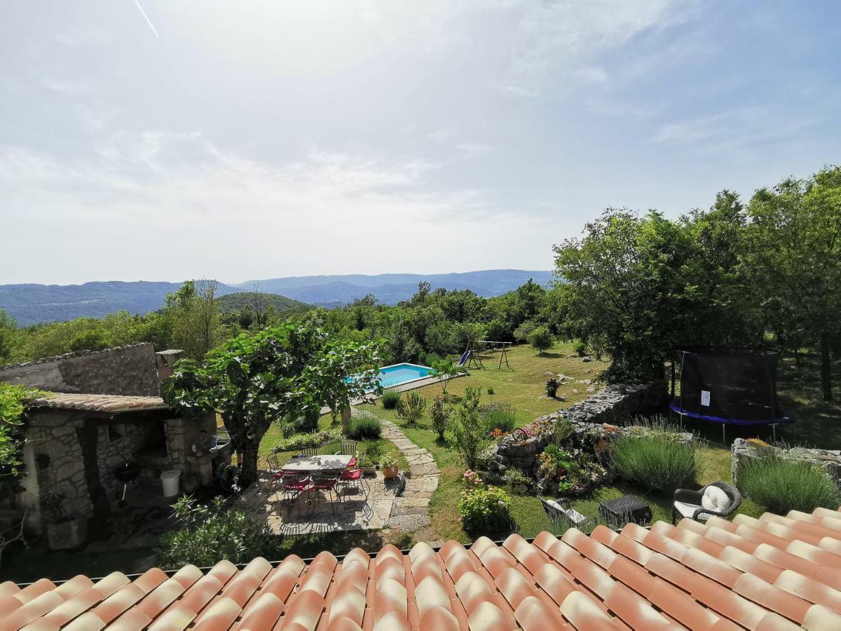 Villa Mavrici, Neighbors Free Buzet Zewnętrze zdjęcie